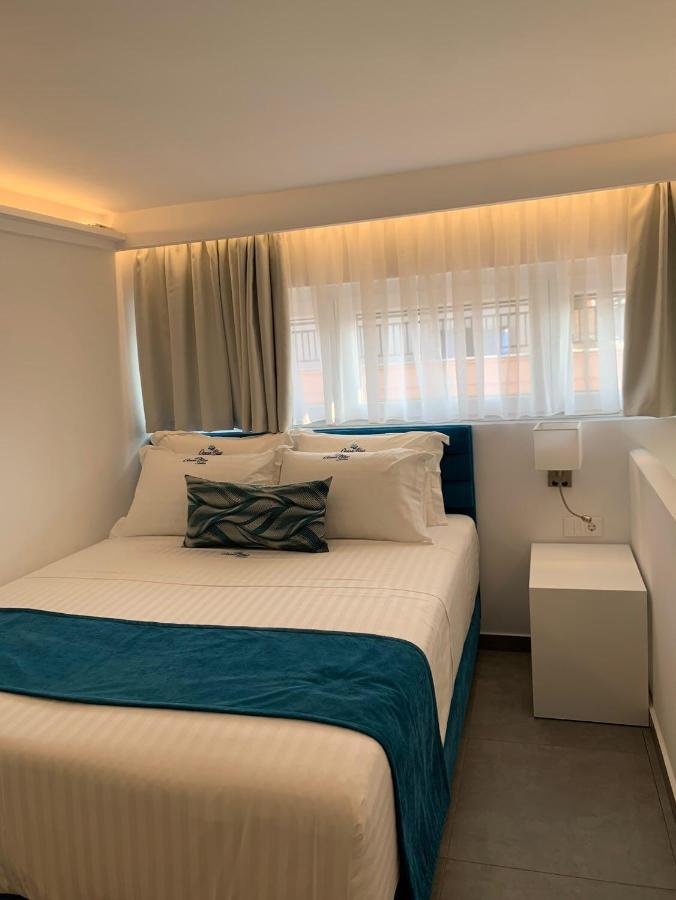 Ocean Blue Suites Иериссос Экстерьер фото