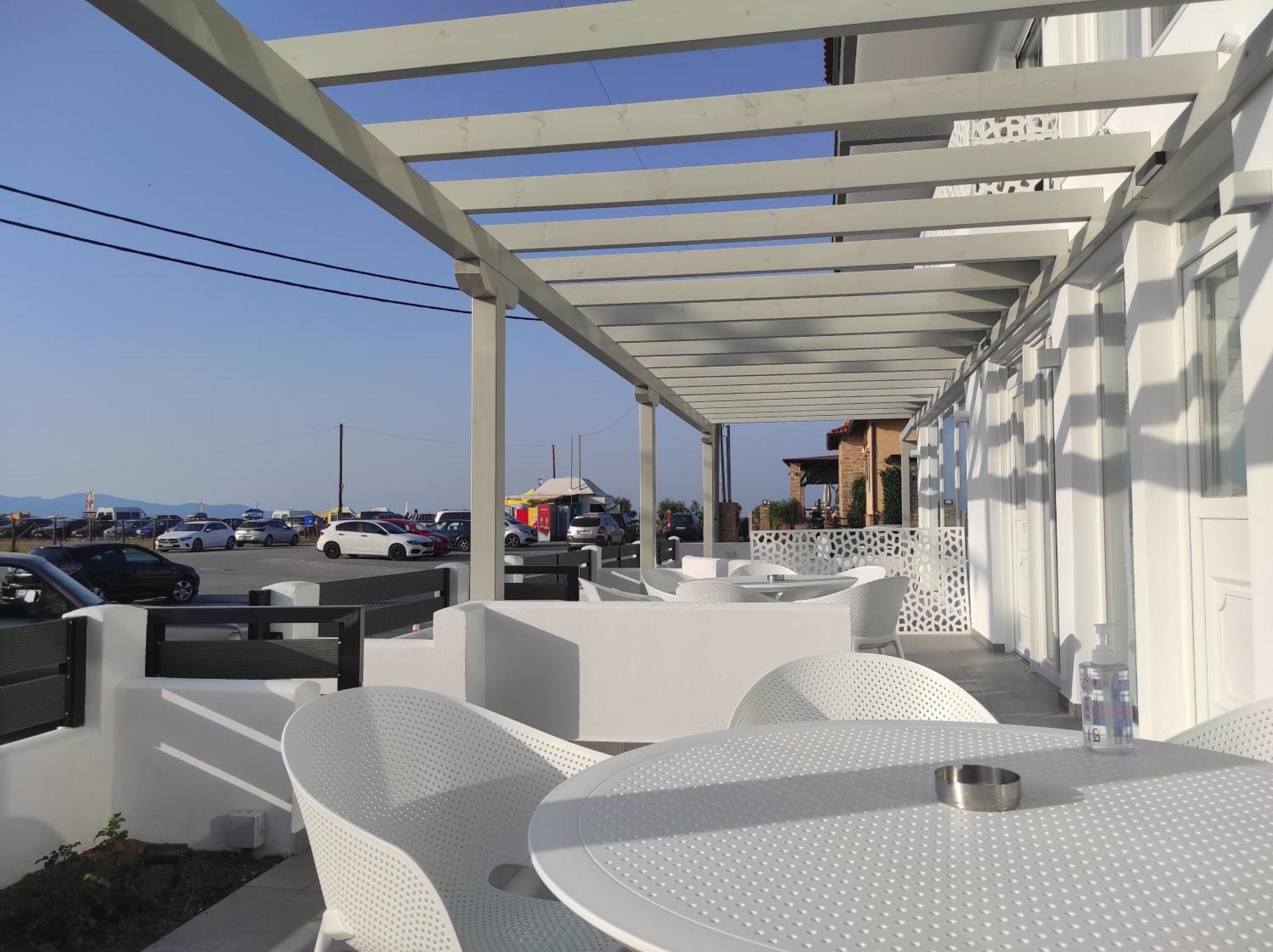 Ocean Blue Suites Иериссос Экстерьер фото
